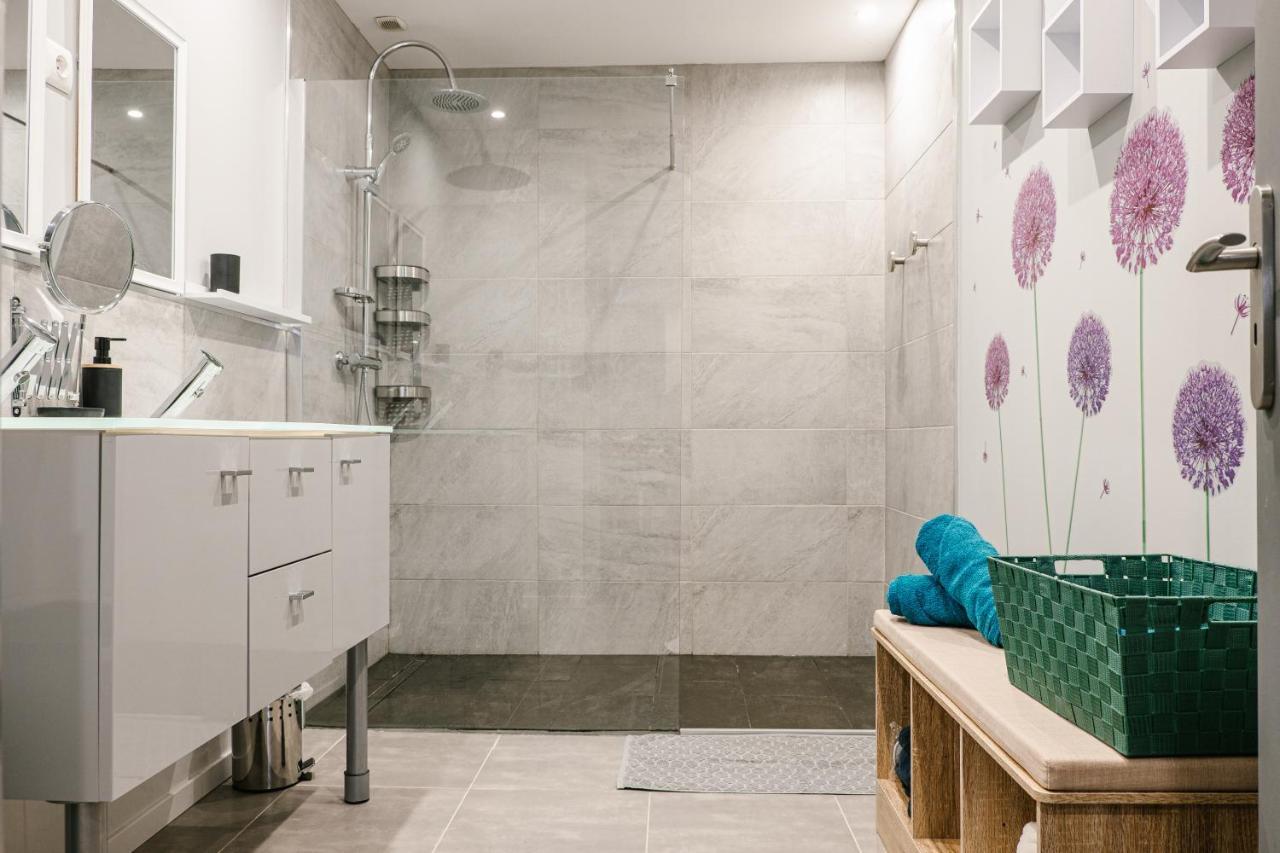 L'Alcove Du 510 - Spa - Chambre Romantique - Sauna - Salle De Jeux มงโตบ็อง ภายนอก รูปภาพ