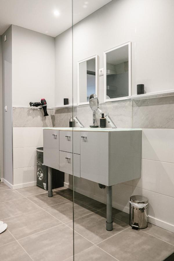L'Alcove Du 510 - Spa - Chambre Romantique - Sauna - Salle De Jeux มงโตบ็อง ภายนอก รูปภาพ